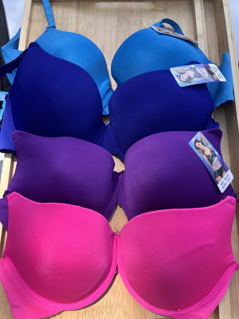 4 Bras size 42C