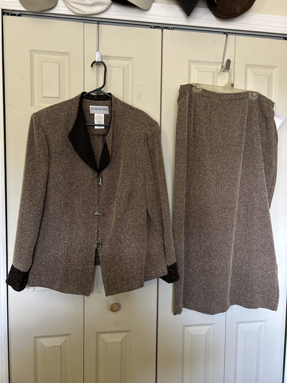 Jessica Howard 2 piece set size-Tall 18W